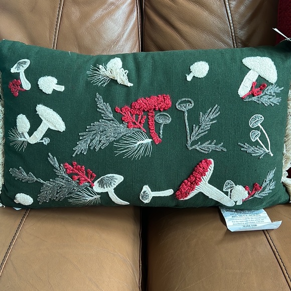 Place & Time Wonderland pillow collections, 3 pieces set total price is $140 - Picture 12 of 13